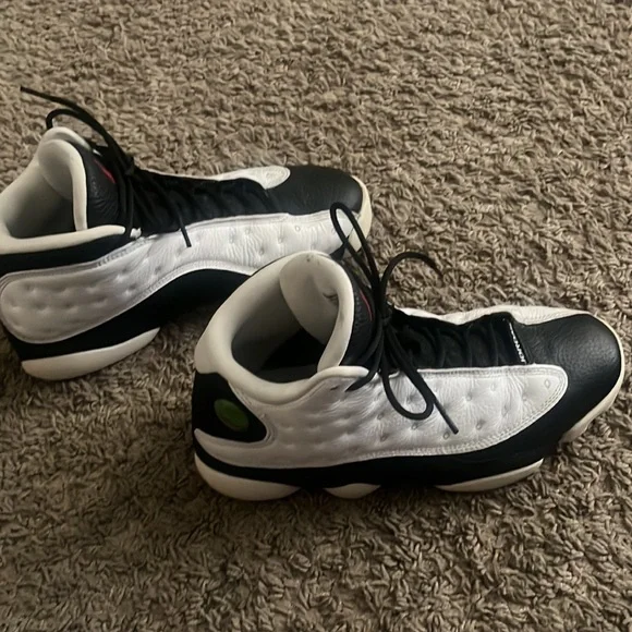 just getting rid of shoes i don't wear anymore and don't wanna